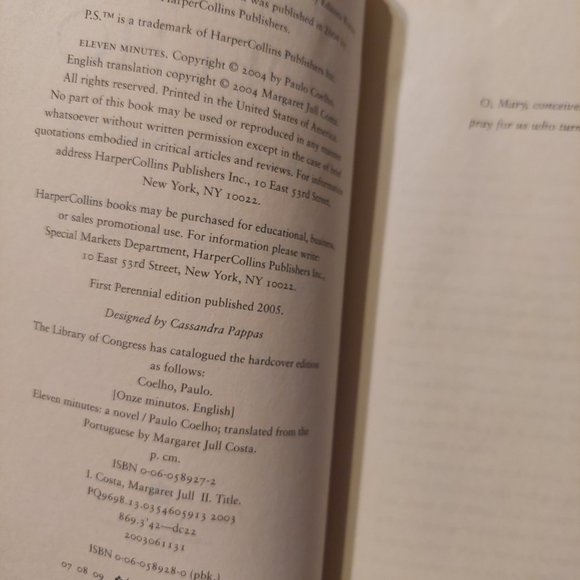 Eleven Minutes - Picture 2 of 5